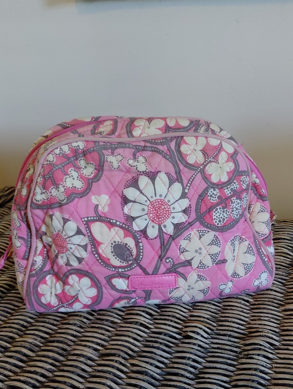 Vera Bradley Lined Pink Floral Cosmetic Pouch *Final Price*